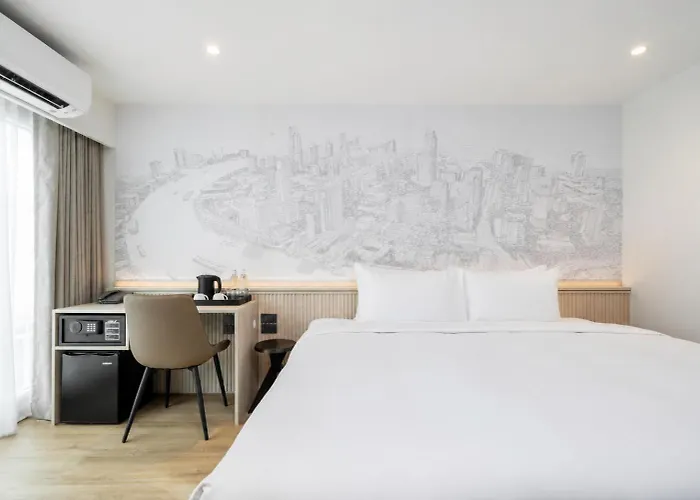 Surestay By Western Siriraj Hotel 3*