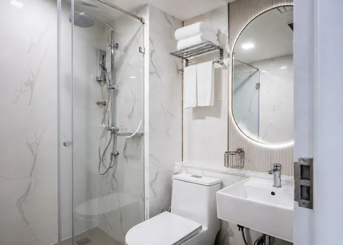 Surestay By Western Siriraj Hotel