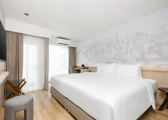 Surestay By Western Siriraj Hotel 3*
