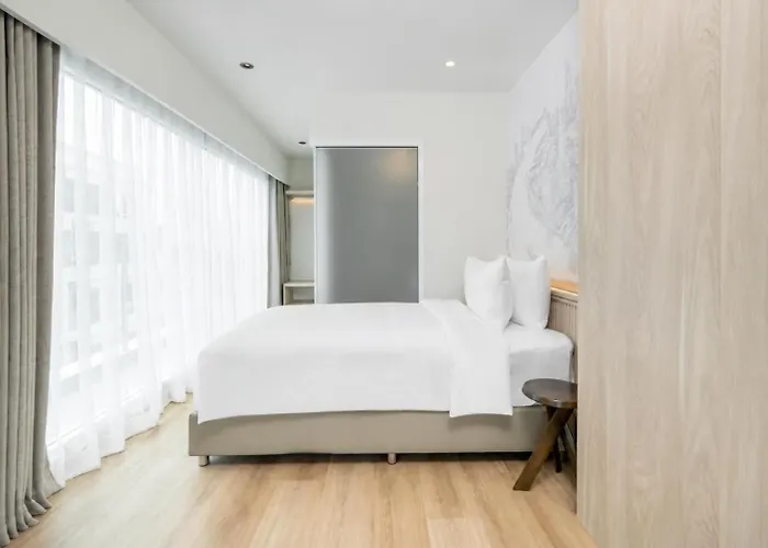 Surestay By Western Siriraj Hotel 3*